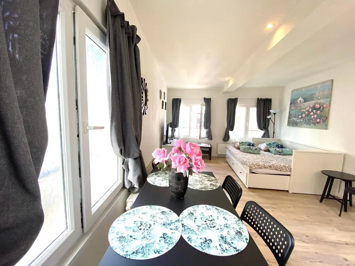 Bonjour Apartments Сentre 3 Antwerpen